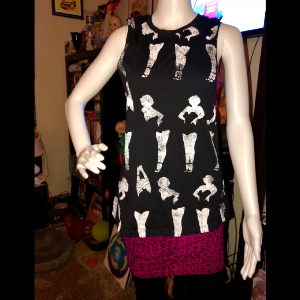 Marilyn Monroe silhouette muscle tee pin up